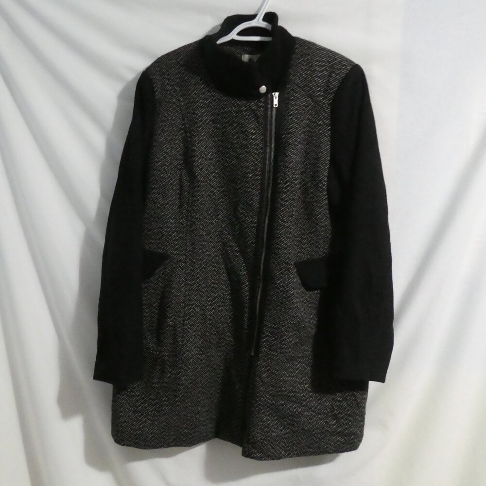 RICKI'S | extra large |Women's Black and White Wool Coat